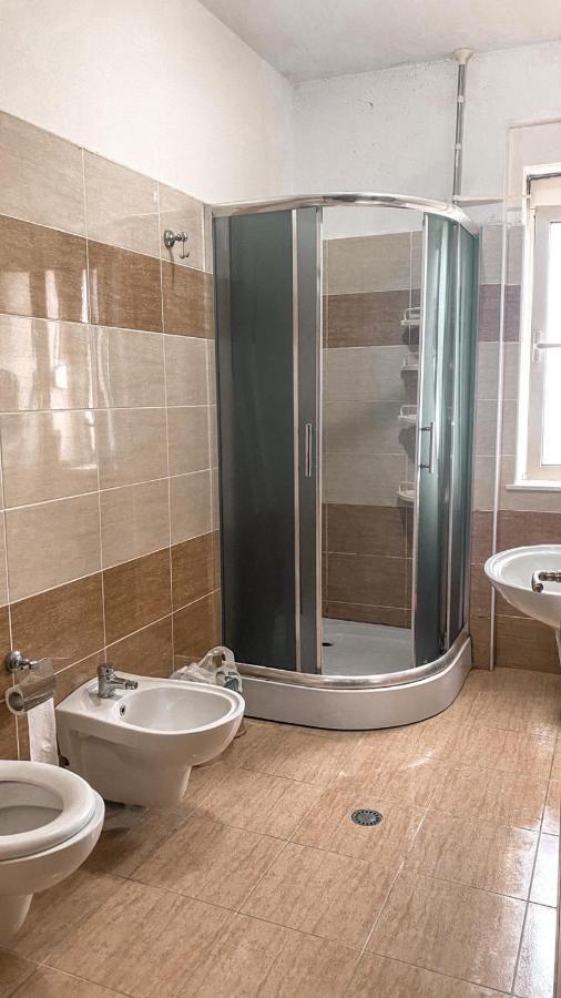 Lando Apartment Shkoder Ngoại thất bức ảnh